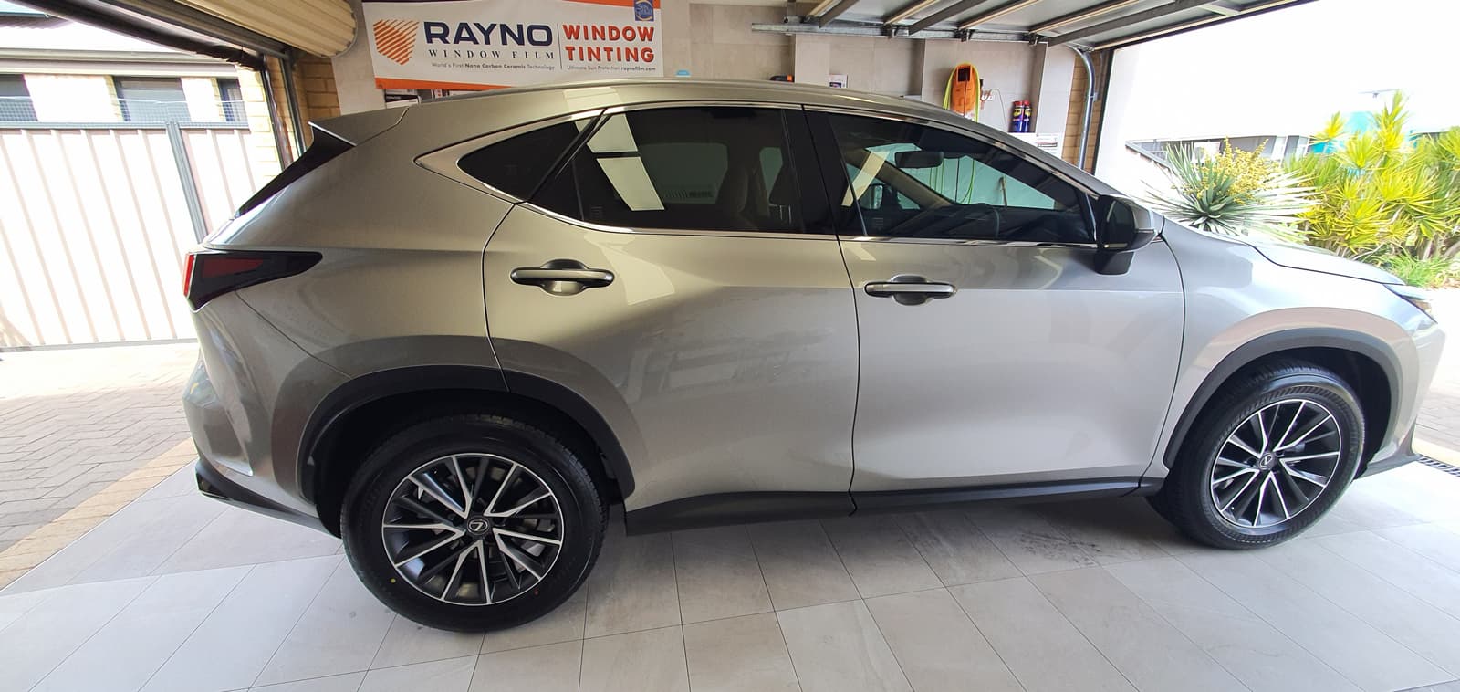 Rayno Phantom S9 in Lexus